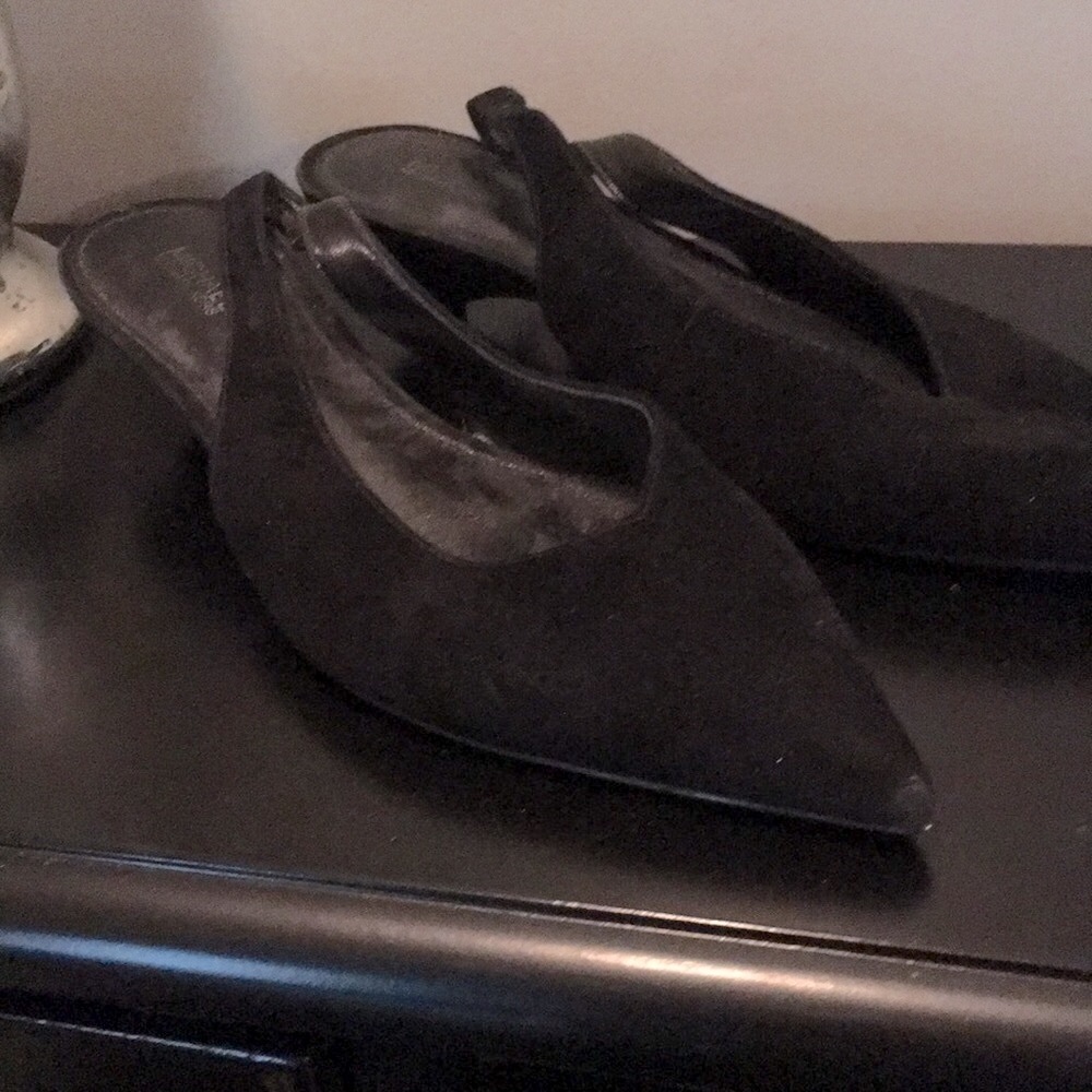 Michael Kors Kitten Heel pumps
